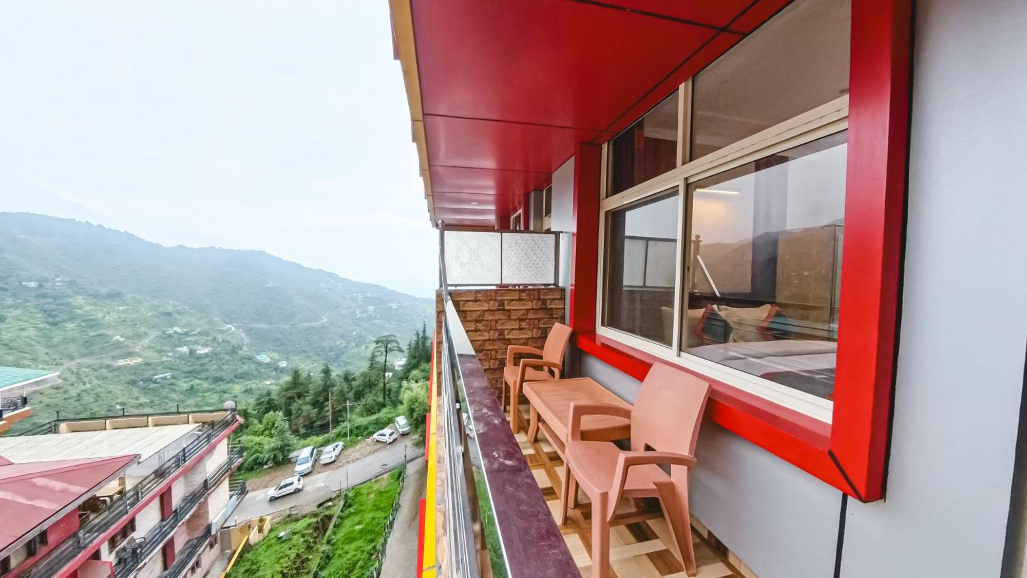 Live Free Hostel, Mcleodganj McLeod Ganj Exterior photo