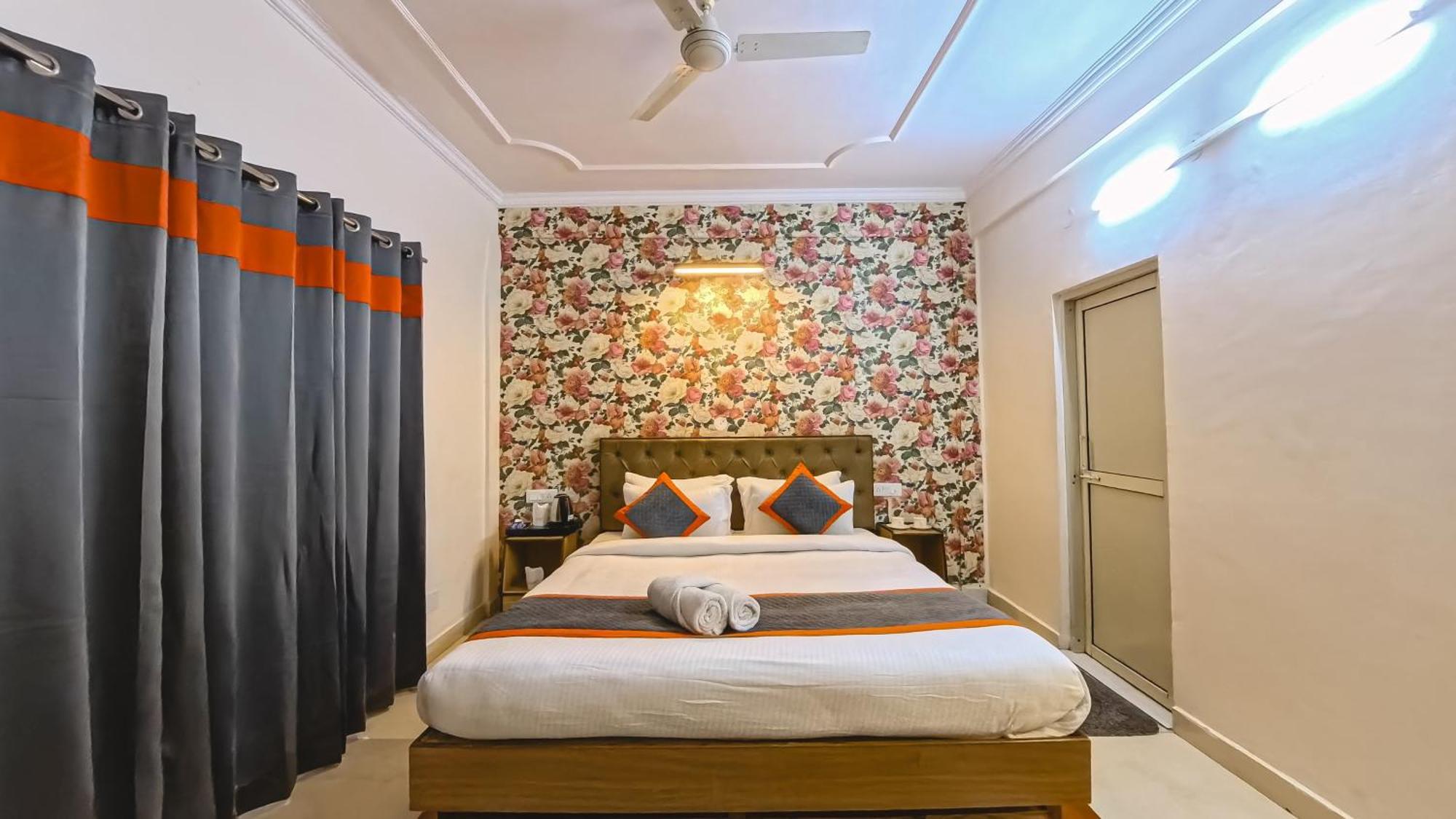 Live Free Hostel, Mcleodganj McLeod Ganj Exterior photo