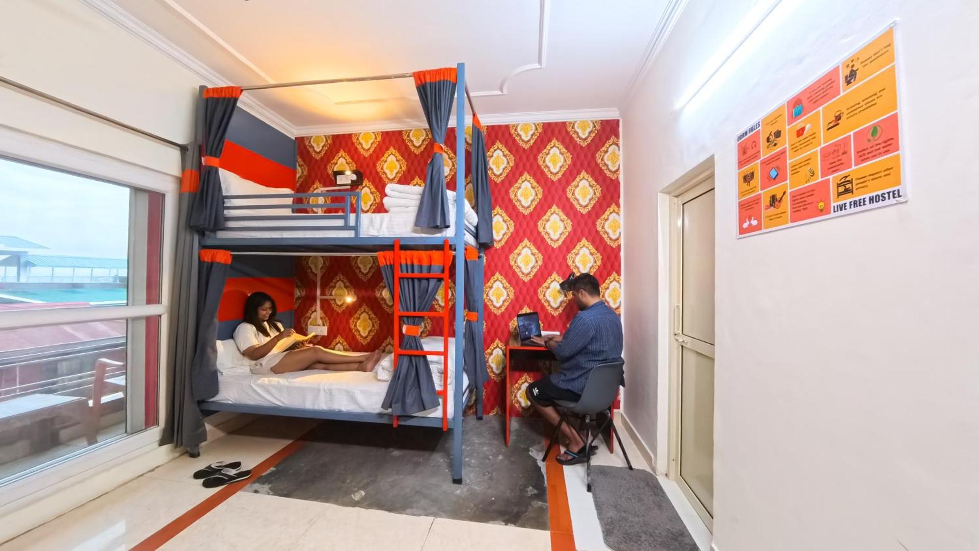 Live Free Hostel, Mcleodganj McLeod Ganj Exterior photo