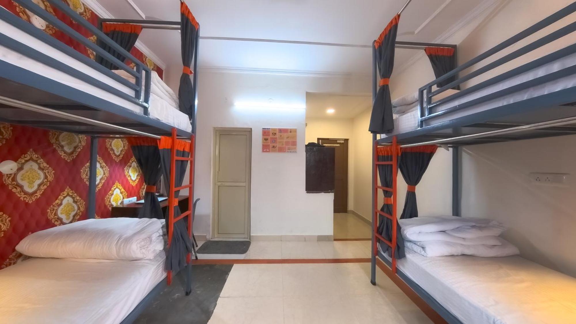 Live Free Hostel, Mcleodganj McLeod Ganj Exterior photo
