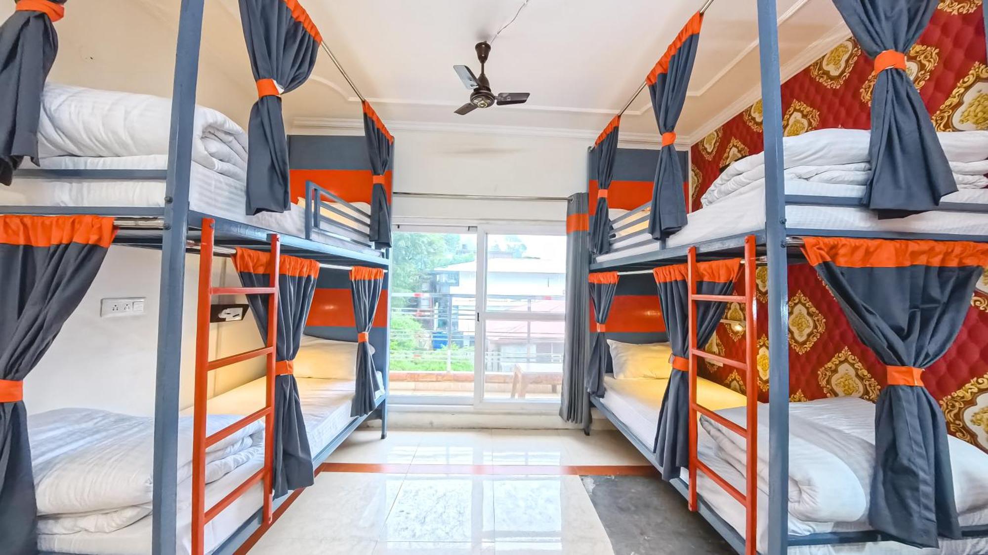 Live Free Hostel, Mcleodganj McLeod Ganj Exterior photo